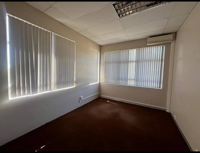 OFFICE FOR SALE IN CLARENDON